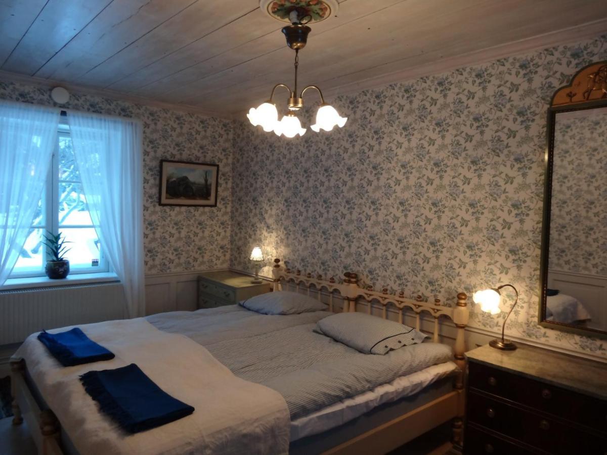 Roeda Stugan Hedemora Esterno foto
