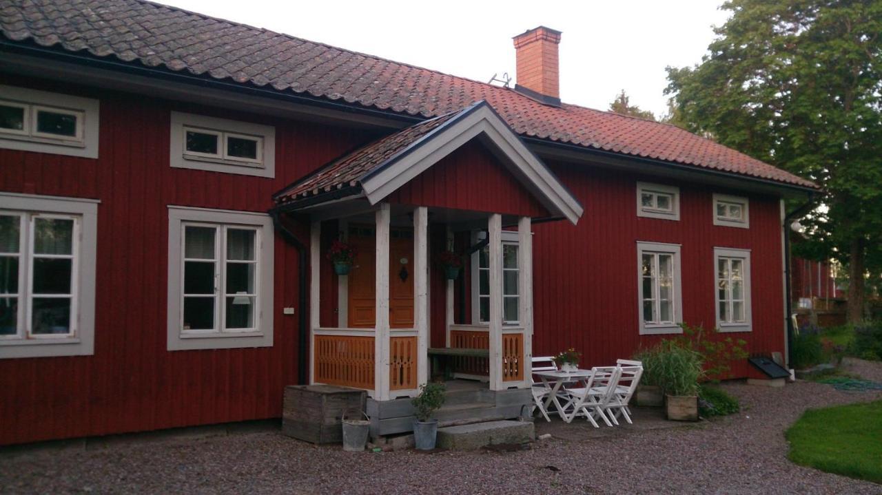 Roeda Stugan Hedemora Esterno foto